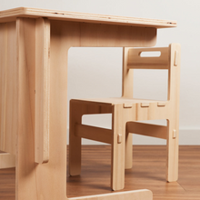 Set Scrivania e Sedia Montessori in Legno